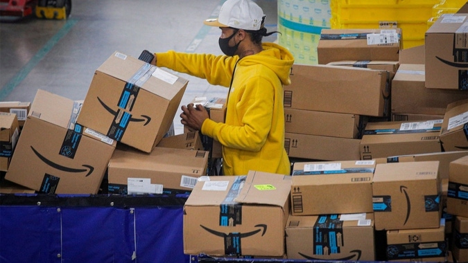 are amazon workers paid well are amazon workers paid well