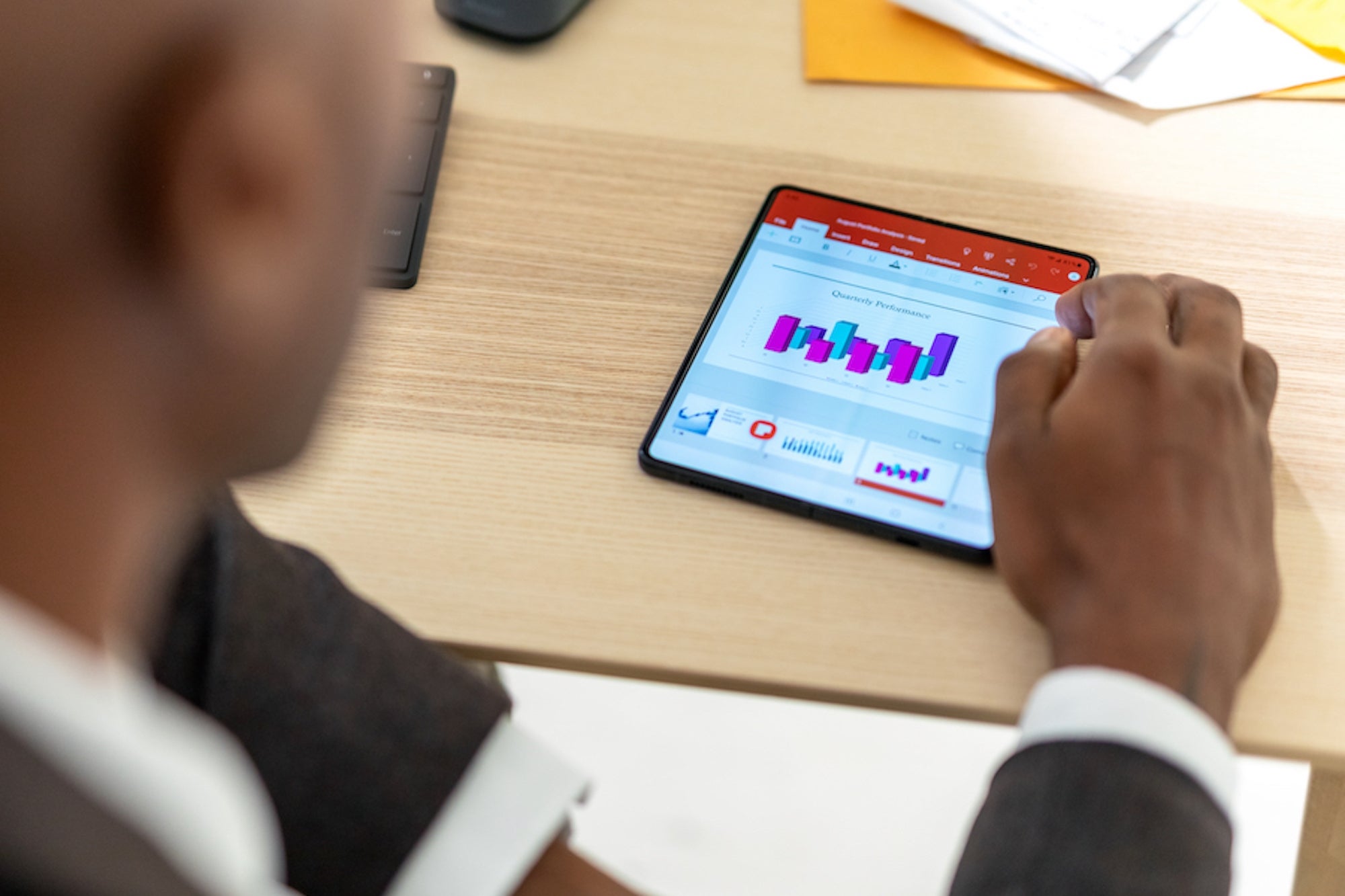 Why a Foldable Phone is Perfect for Empowering Your Team