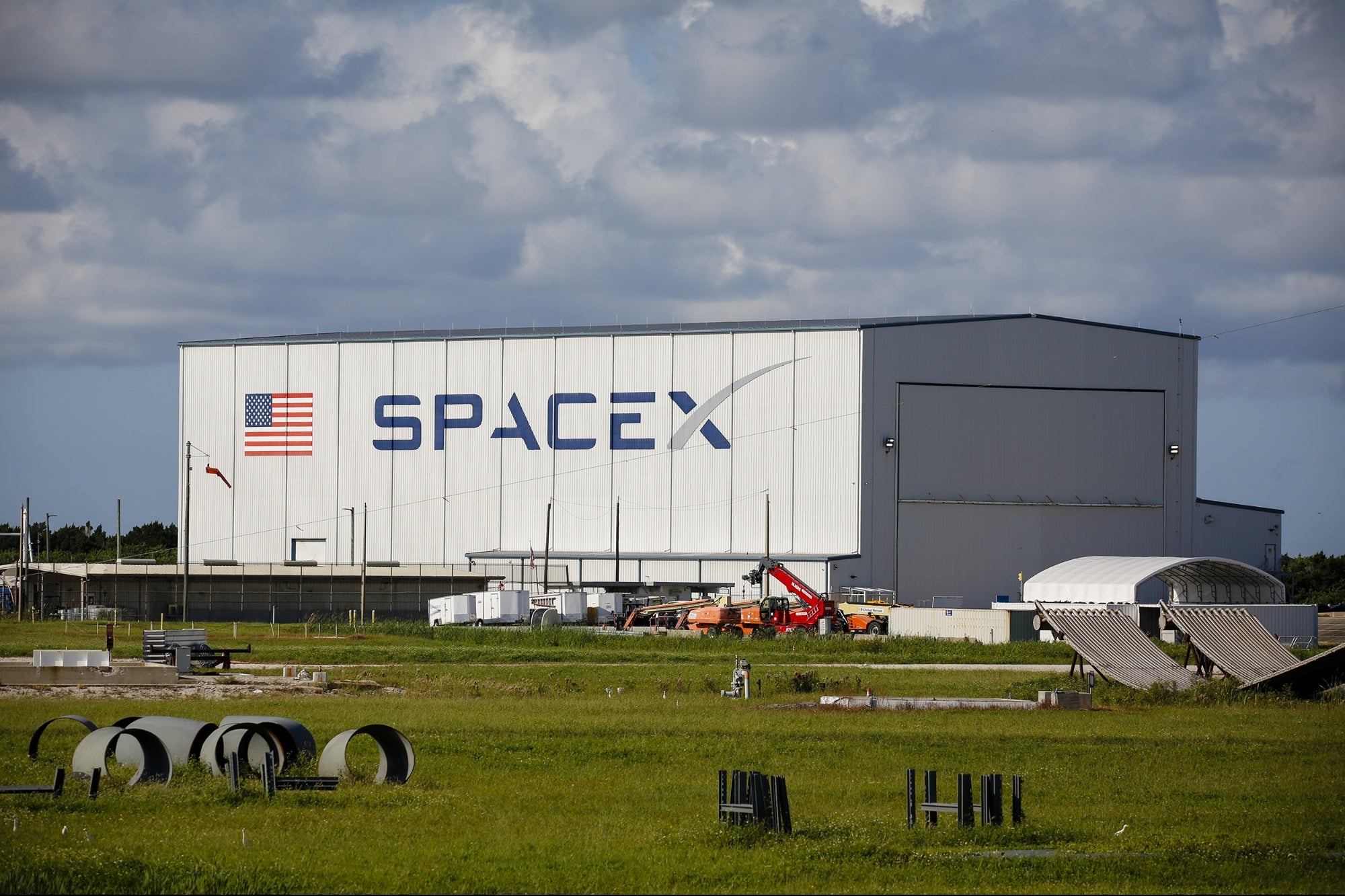 Elon Musk Writes SpaceX Production Crisis Means Possible Bankruptcy