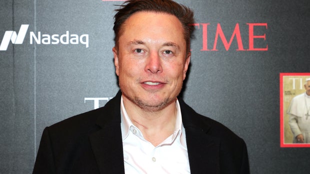 Elon Musk Sells Another $1 Billion in Tesla Shares to Prep for Largest Tax Bill in History