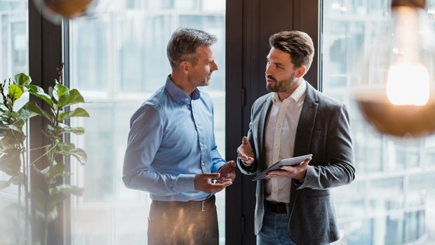 Male Entrepreneurs Often Lead With 'What Do You Do?' Instead of These 7 Life- and Career-Altering Topics