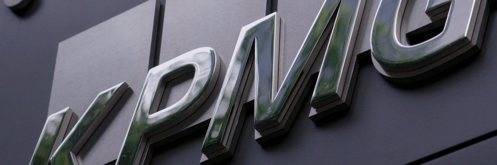 'Going Public': Learn the Art and Science of Valuation