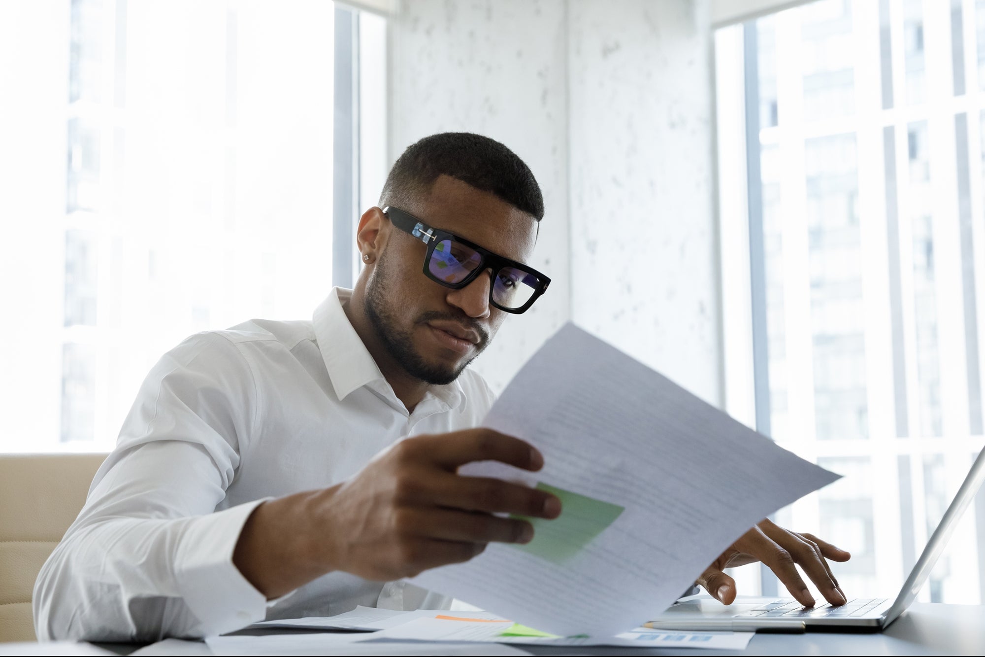 7 Questions to Help you Decide if you Should Hire Staff or Outsource