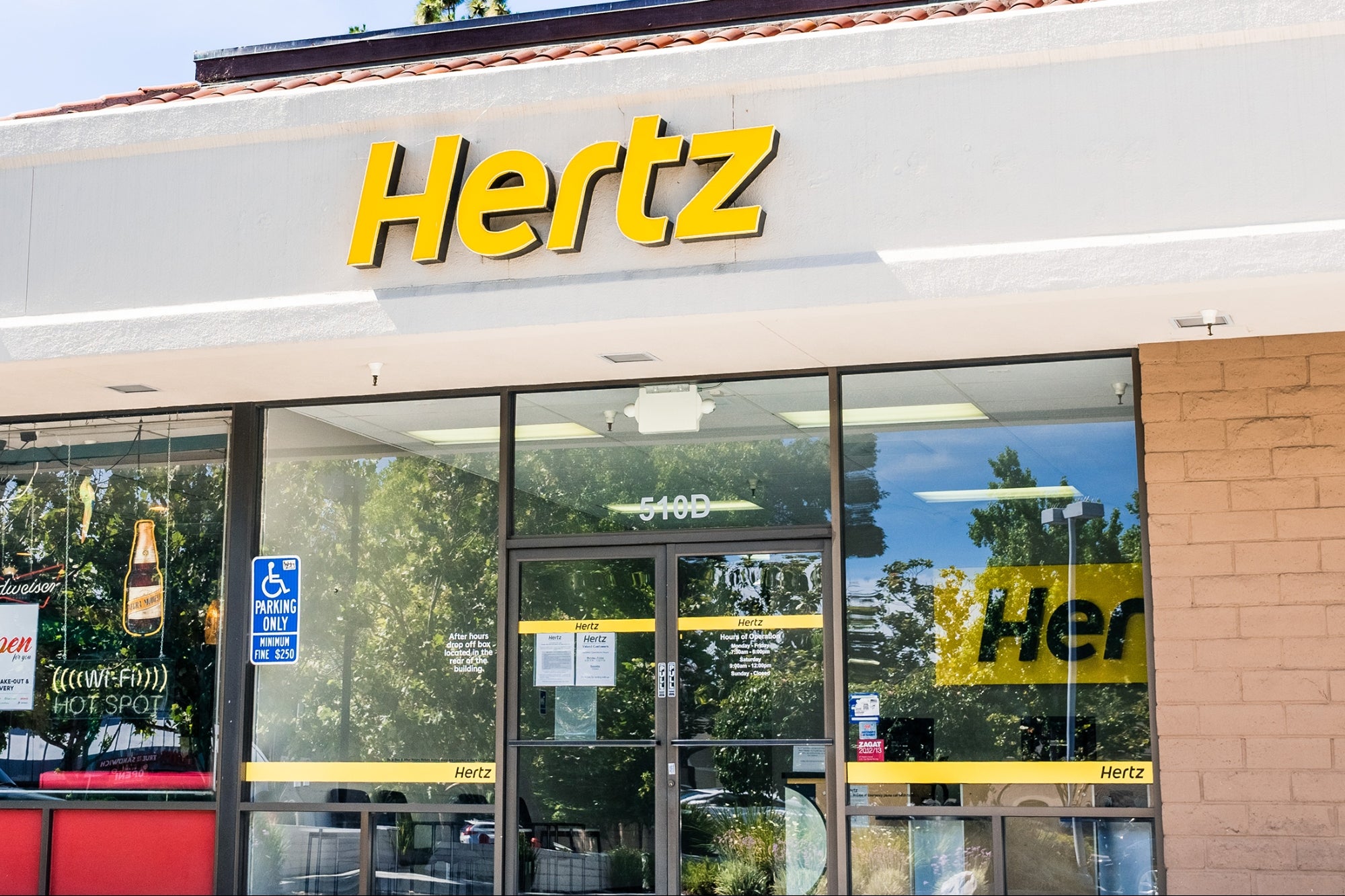 Nearly 50 People Have Sued Hertz, Claiming False Arrest for Stealing