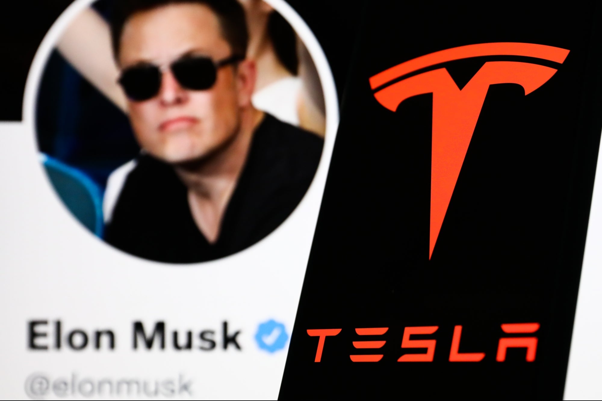 Elon Musk Sells 22 Million Shares Worth .58 billion in Tesla Stock