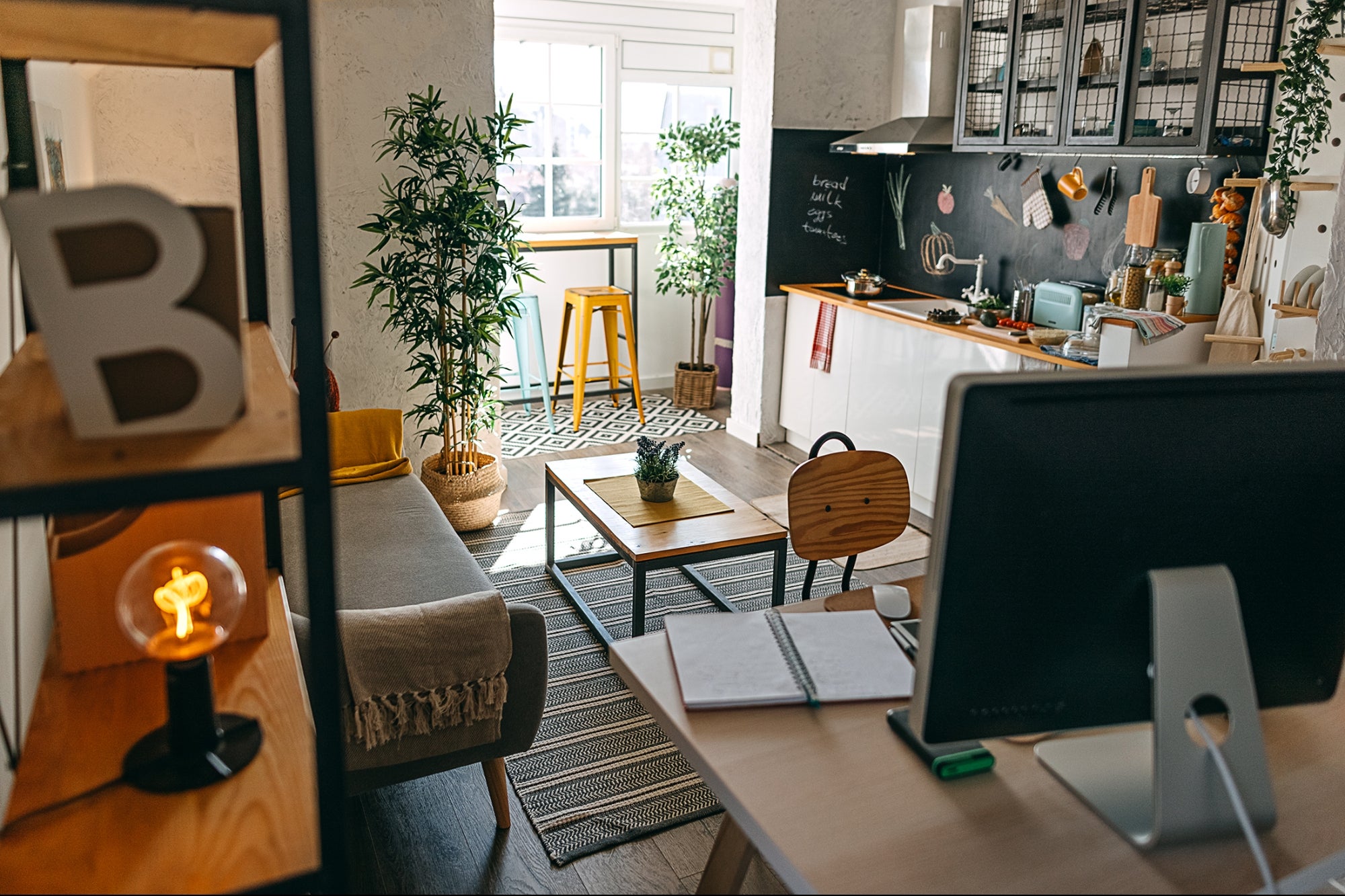 The Pros and Cons of Downsizing Your Home Entrepreneur