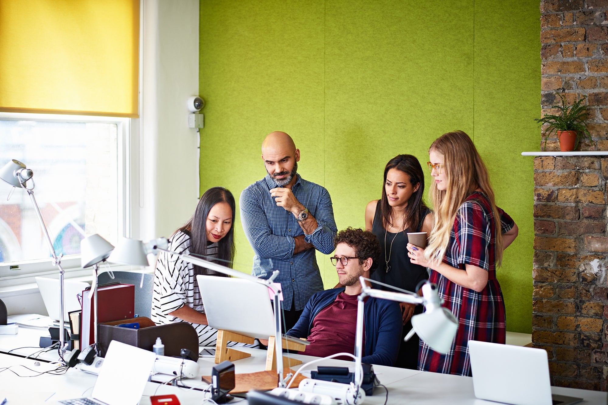 Good Manager or Good Leader — Which One Are You? | Entrepreneur