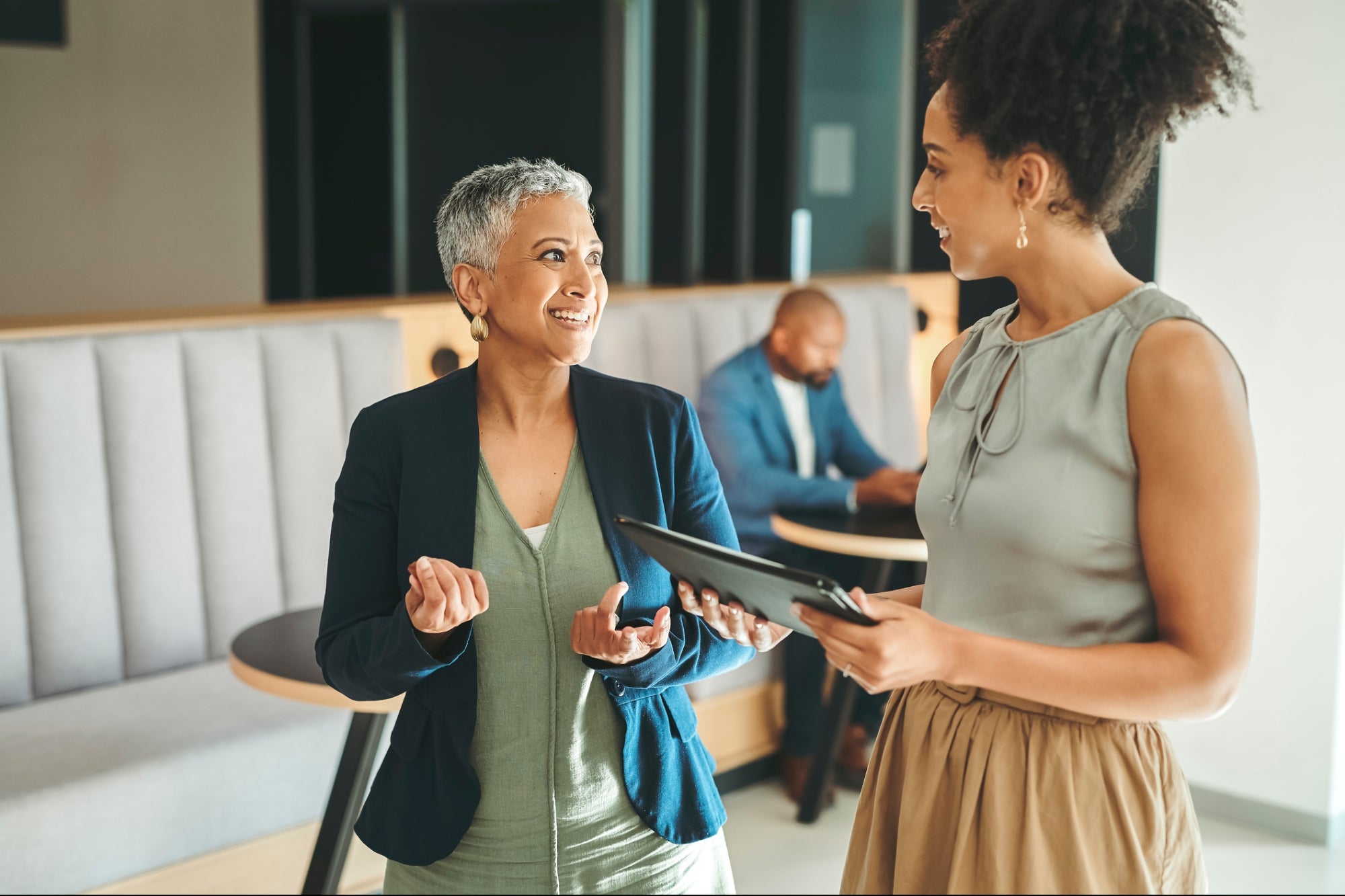5 Must-Have Qualities to Look For in Your First Investor
