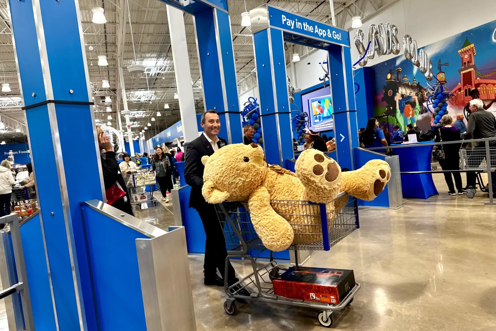 Sam's Club Opens New Store With No Checkout Lanes | Entrepreneur
