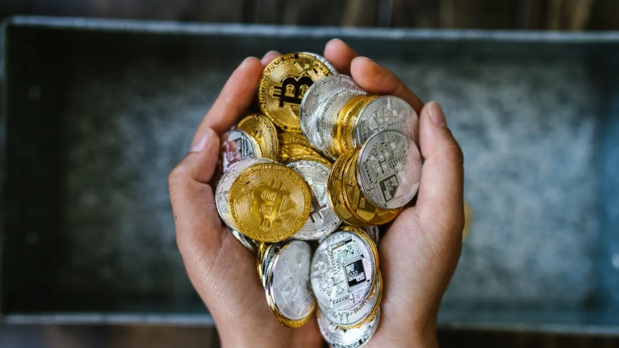 Crypto in 2025: From Ease of Regulations to dApps for Real-world Problems |  Entrepreneur