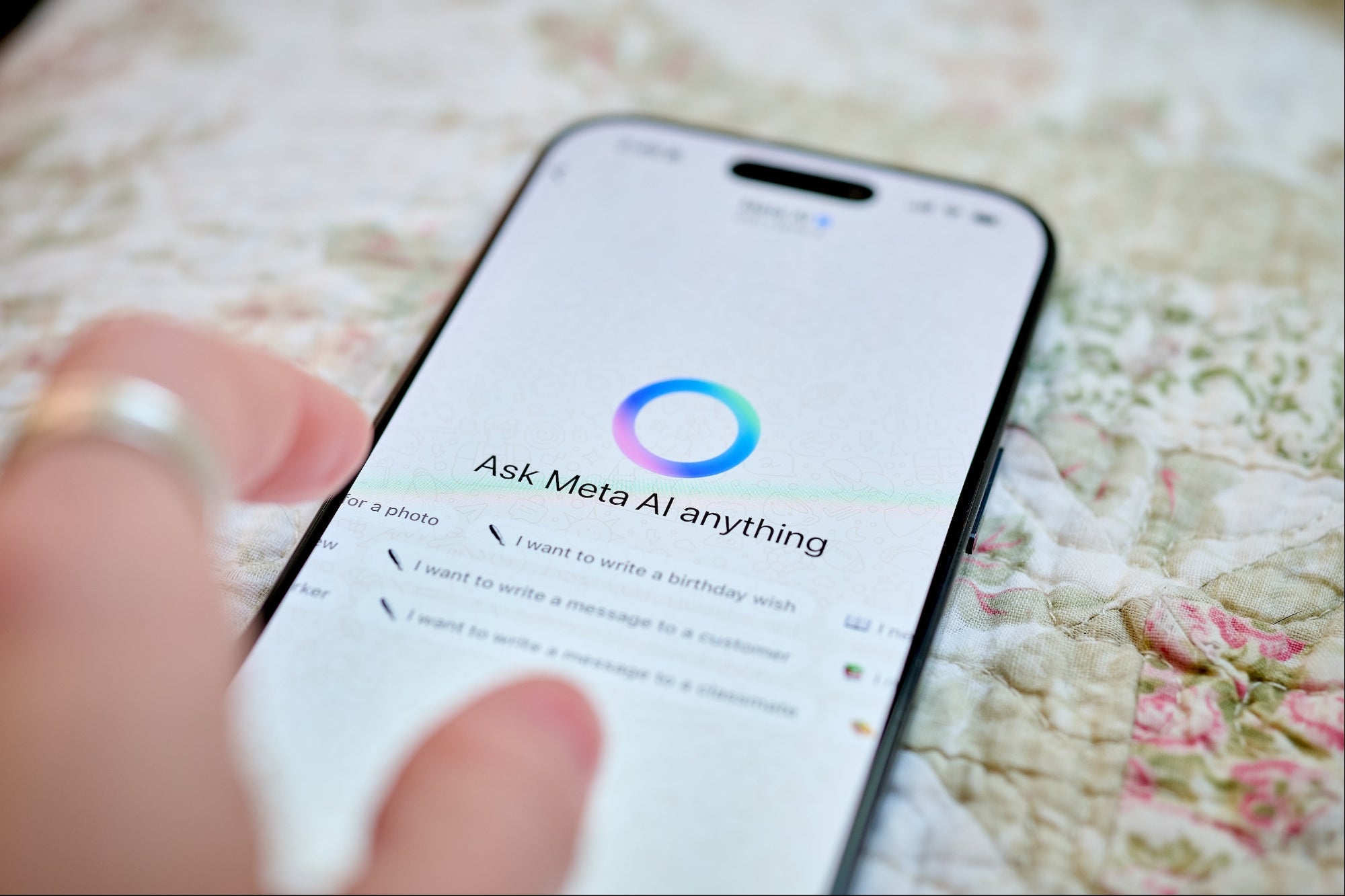 Meta Is Using Your AI Chatbot Conversations for the Ad Algorithm on Facebook and Instagram