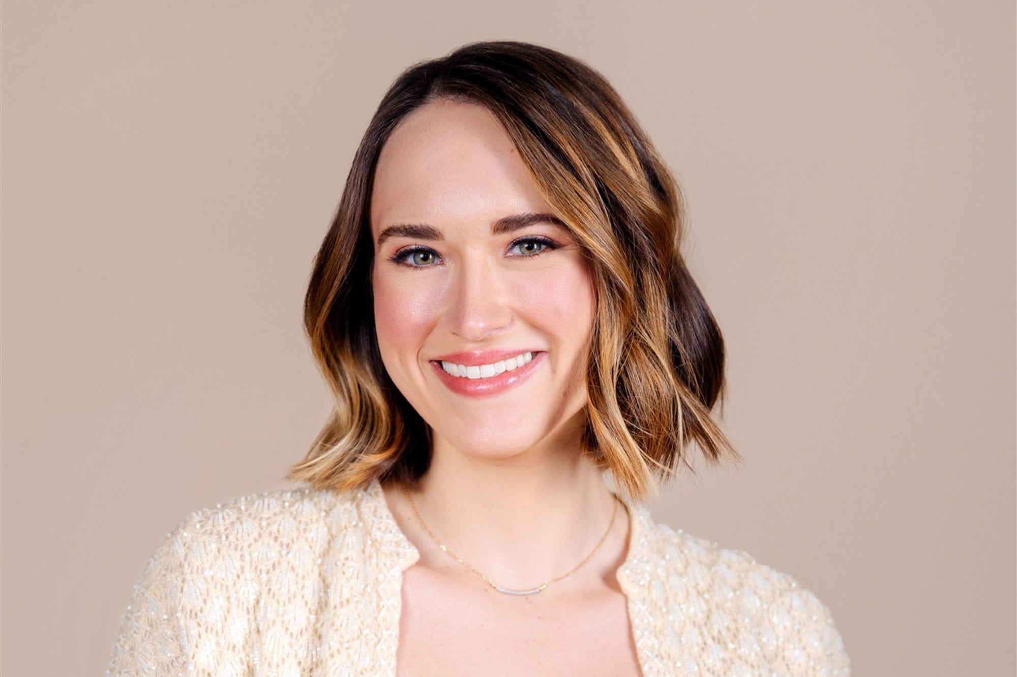 I Turned a Side Hustle Into $20,000 a Month — Working Part-Time Without a College Degree