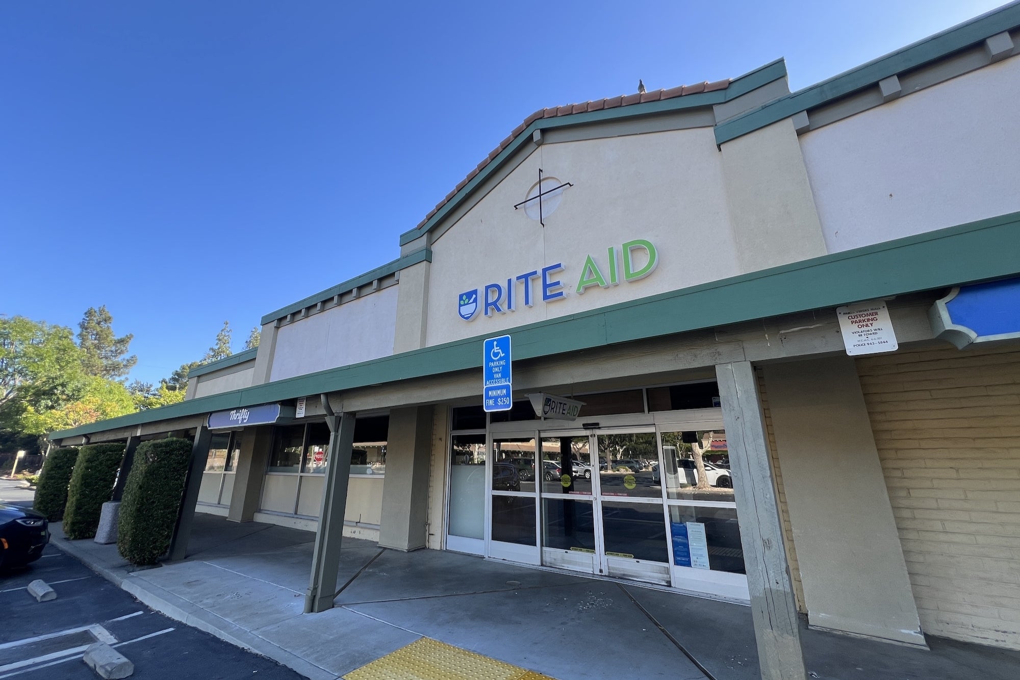 A 63-Year-Old Pharmacy Chain Just Closed All of Its Locations