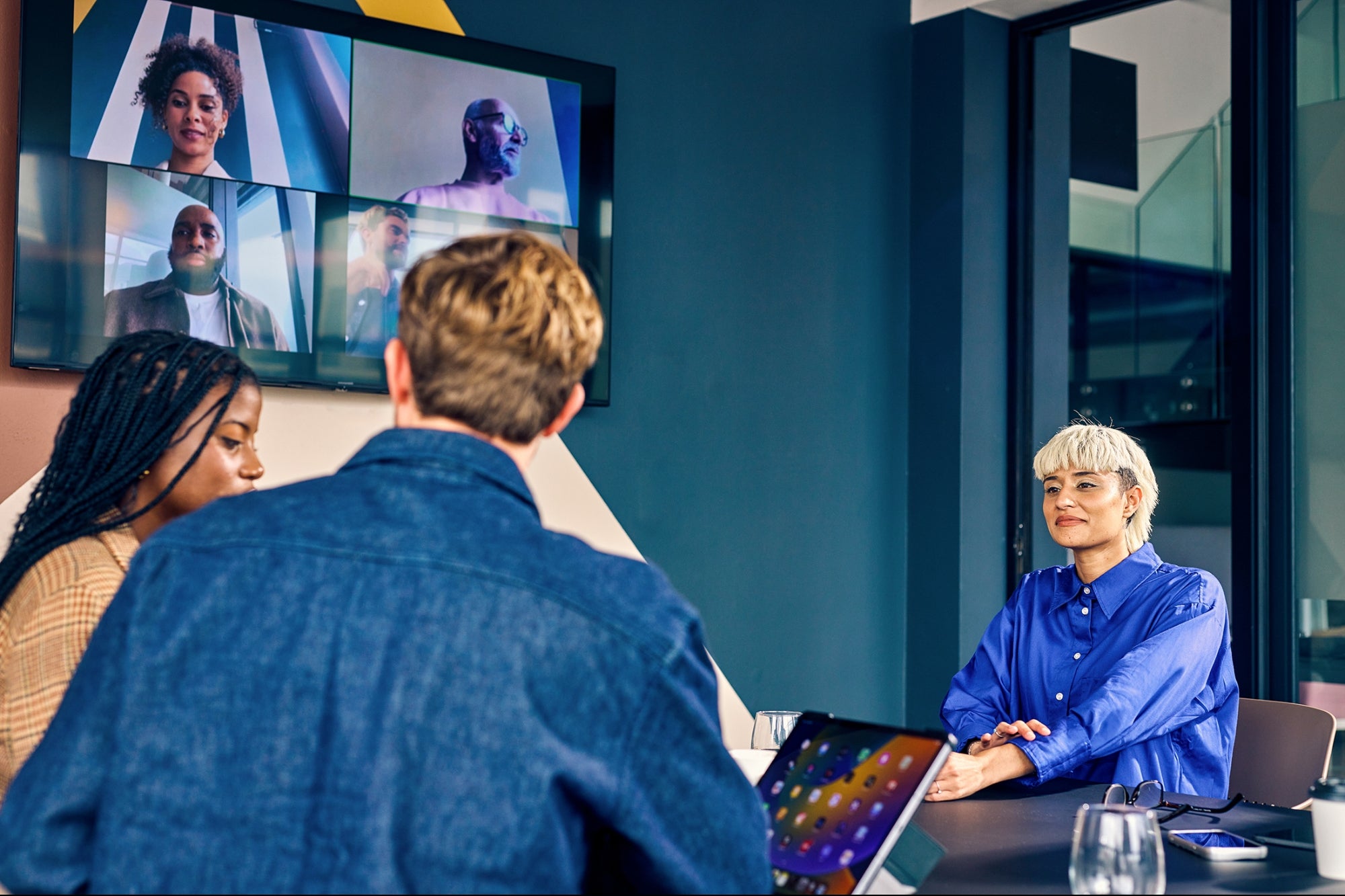 How Remote Teams and AI Can Help Your Company Scale Smarter