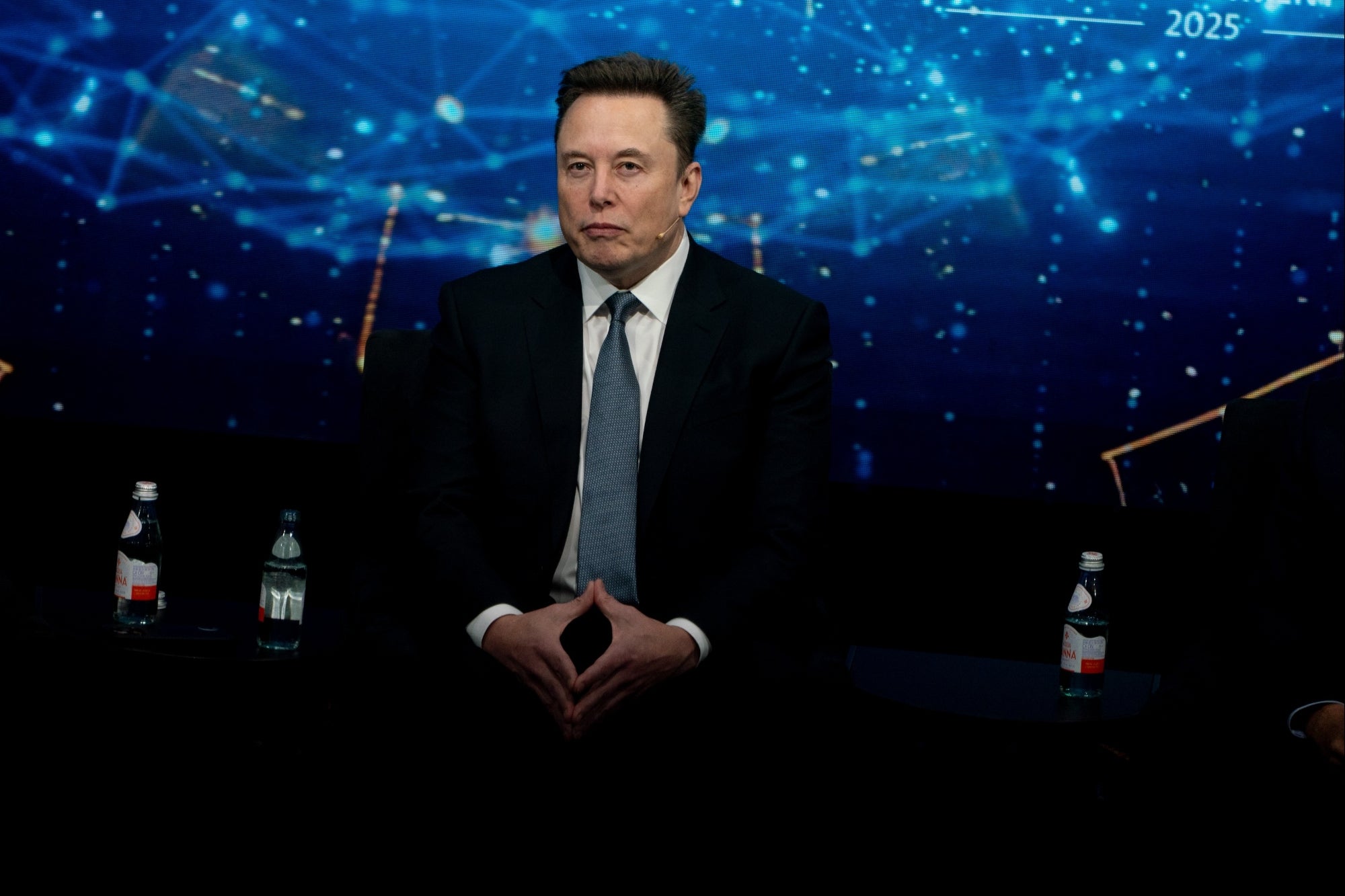These Tesla Jobs Pay Up to $318,000 — And You'll Have Meetings With Elon Musk