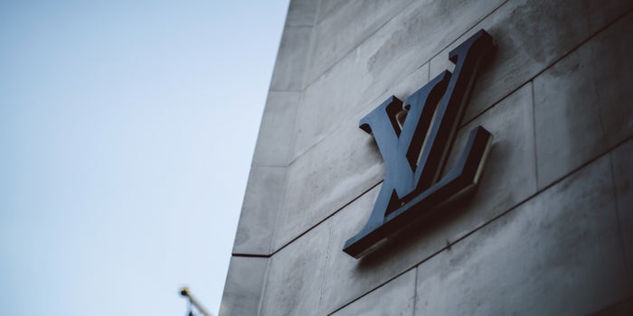 Marketing To A High-End Consumer, Using The Luxury Strategy