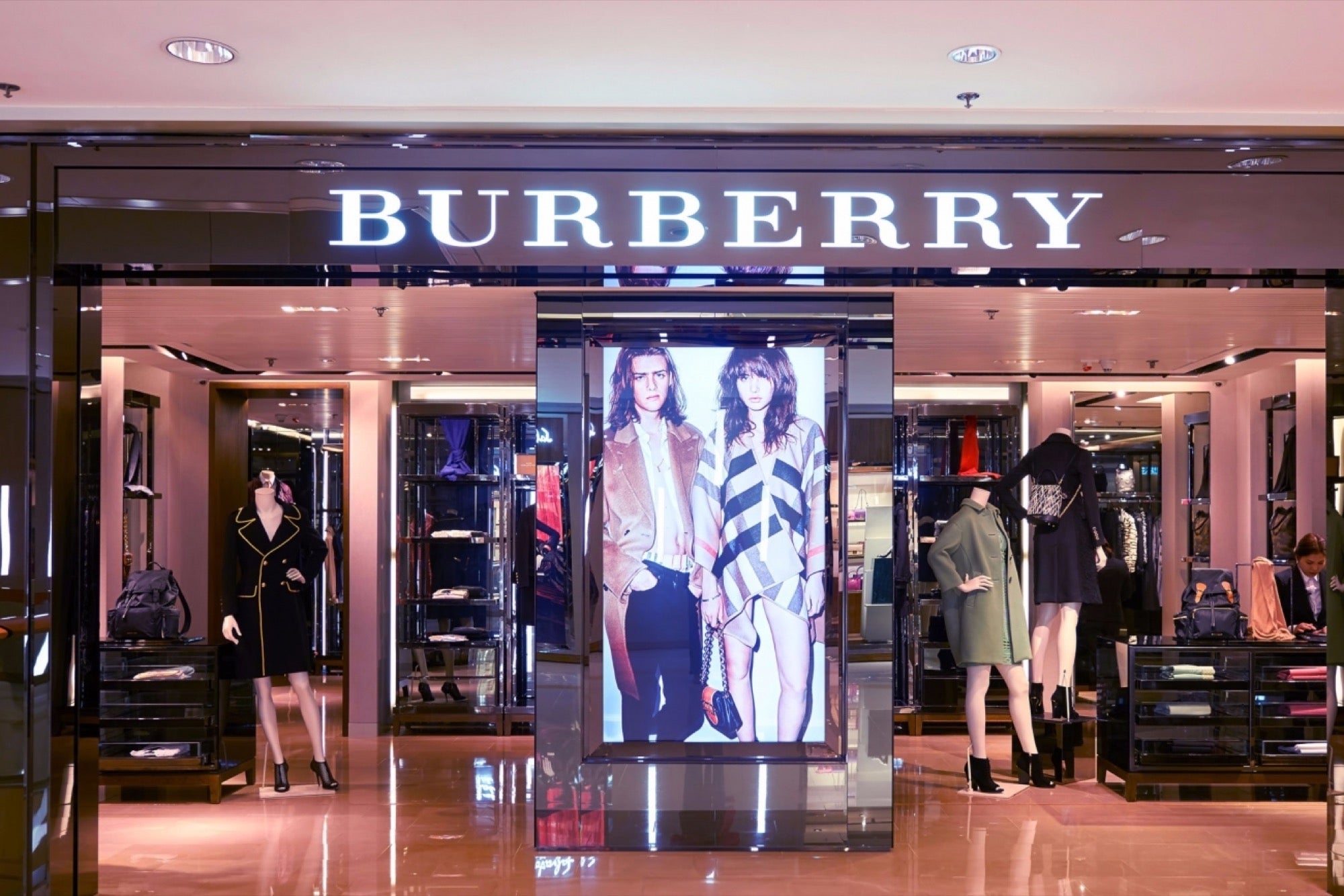 Burberry Accused Of Using Deceptive Price Tags At Outlet Stores Burberry Accused Of Using Deceptive Price Tags At Outlet Stores