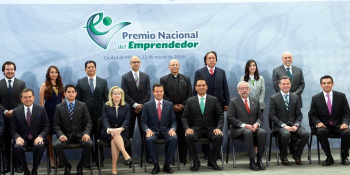 Emprendedores son un referente de éxito: EPN