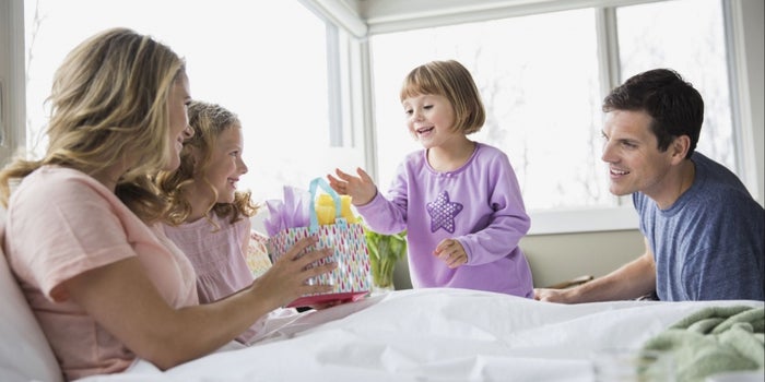 Here's a Breakdown of How Much We Spend on Mother's Day (Infographic)