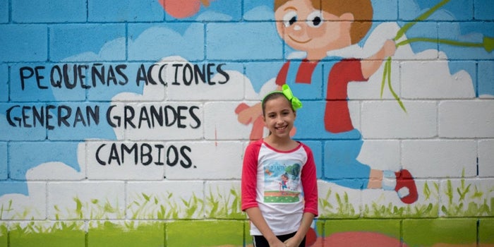 La niña que quiere convencer a 'El Bronco' de limpiar Nuevo León