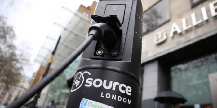 Apple Explores Charging Stations for Electric Vehicles