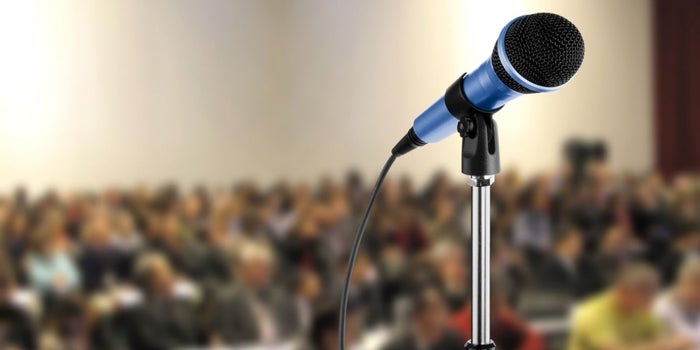 Nunca mires a estos 10 puntos cuando des un discurso