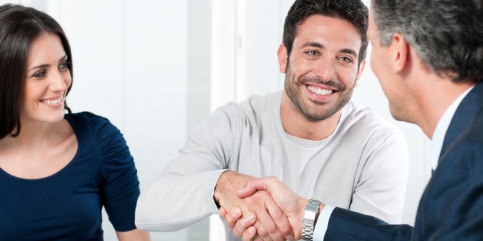 8 momentos en los que el notario apoya al emprendedor