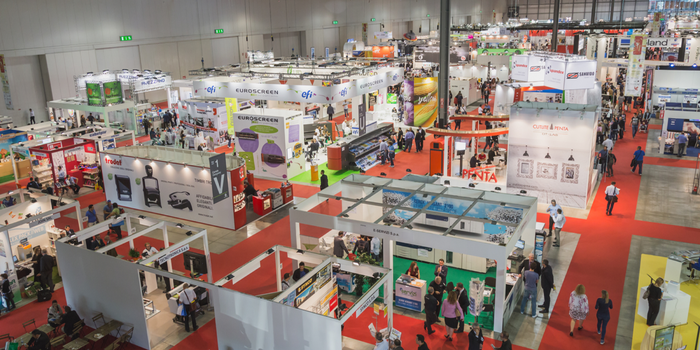 Por qué sí acudir a una feria en tu propio stand