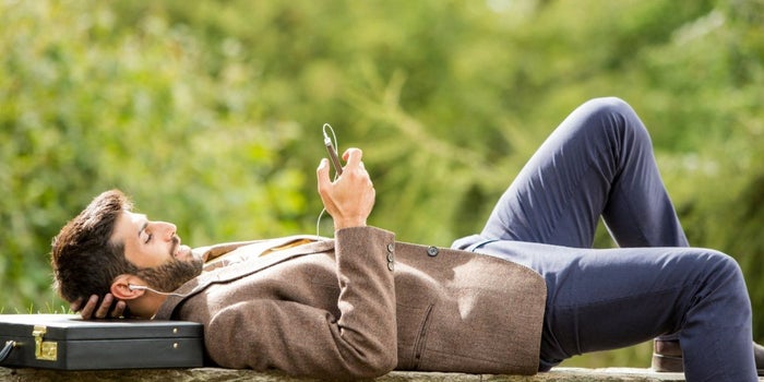 ¿Eres adicto al celular? Ten cuidado con tu productividad