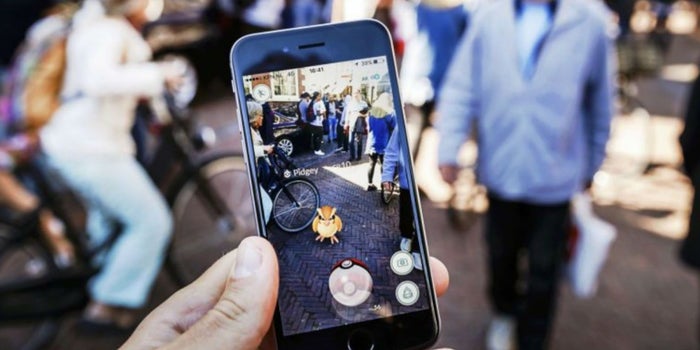 Lo que necesitas saber de Pokémon Go, la app que ganó $200 millones de dólares en su primer mes
