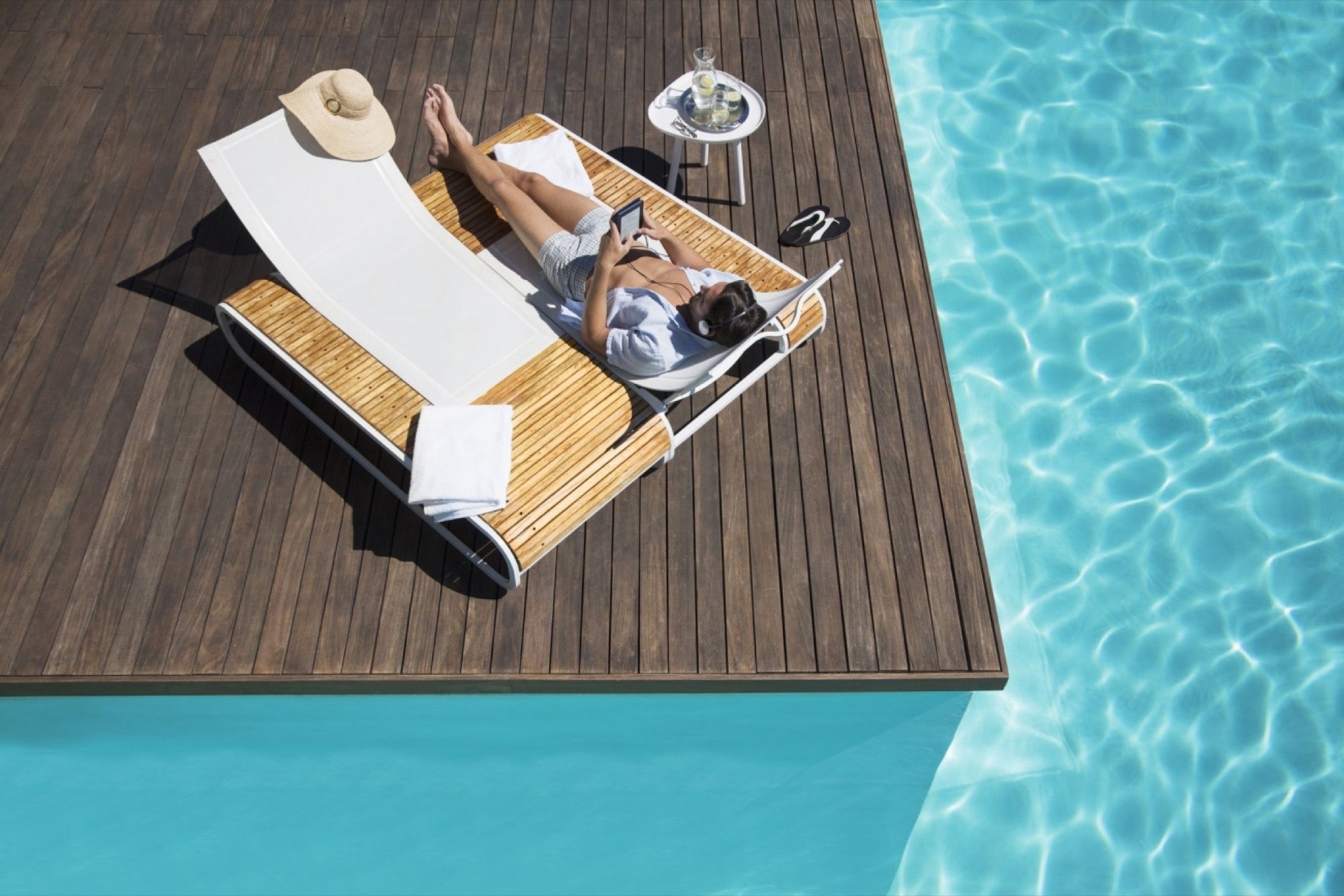9 Ways To Make Money While On Vacation