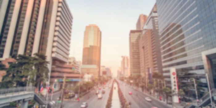 ¿Por qué confiaría en ti más de lo que confío en mis vecinos?