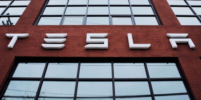 Tesla Says It Will Roll Out Uber-Style Ride Services Program