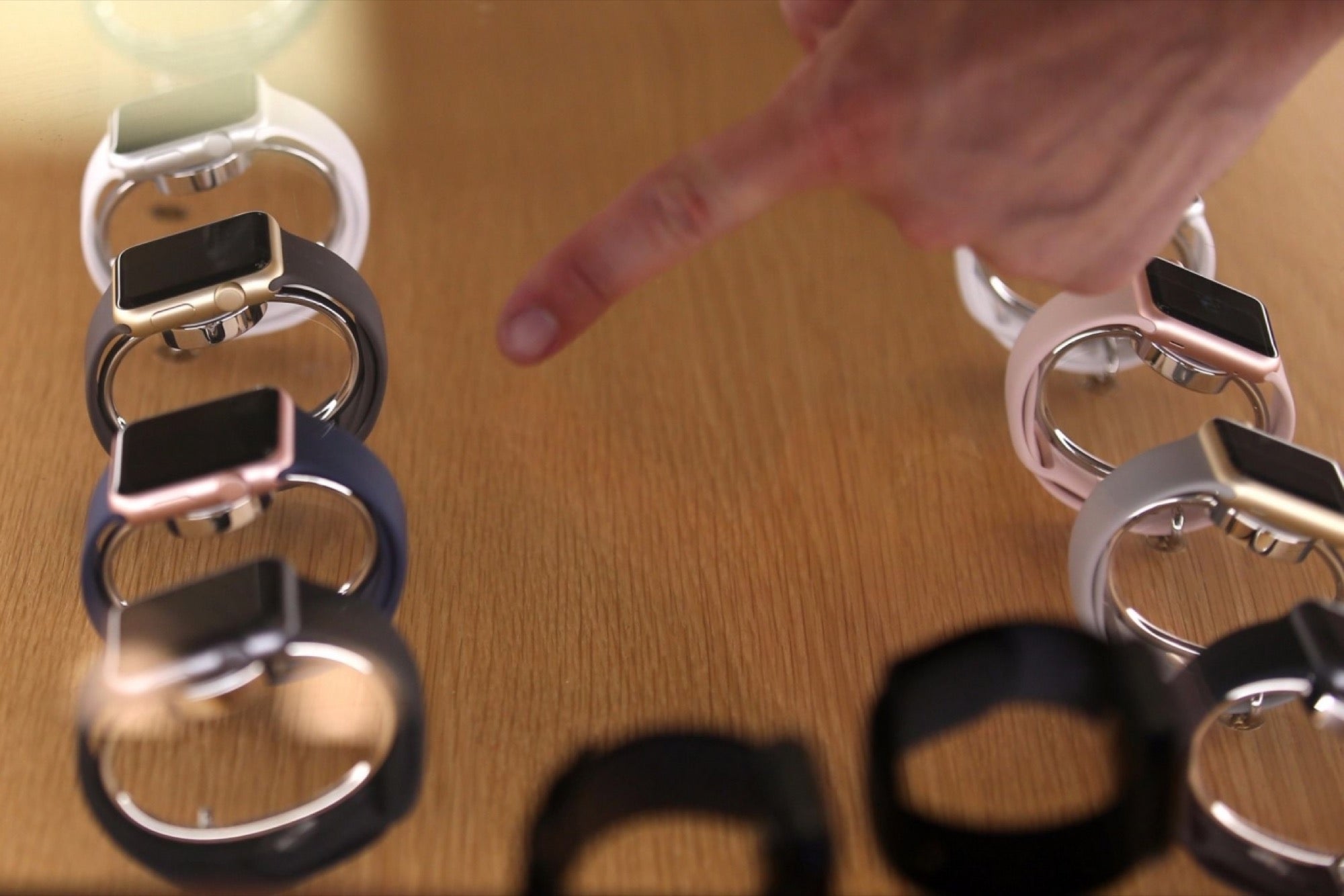 Discounts and Advertising Spur Brisk Apple Watch Sales Entrepreneur