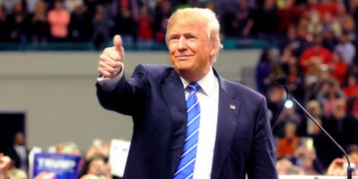 Trump buscará 'ganarse' a Google, Apple y Facebook