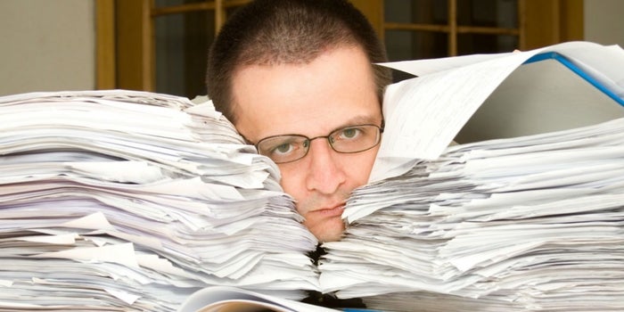 ¿La carga de trabajo no te deja avanzar? Te decimos cómo puedes reducir tu trabajo semanal a la mitad