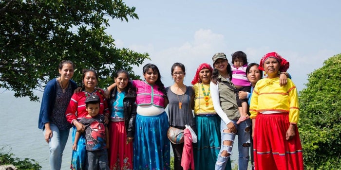 Esta campaña quiere ayudar a mujeres indígenas a tener un hogar