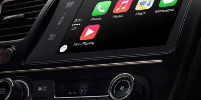Tim Cook asegura que Apple está desarrollando vehículos autónomos