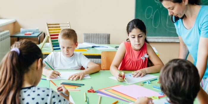Cómo poner una academia de arte infantil