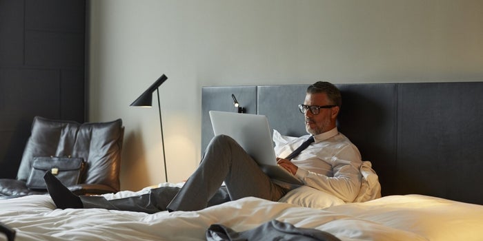 Digital Nomadic Entrepreneurship: 4 Ways to Work and Play Around the World