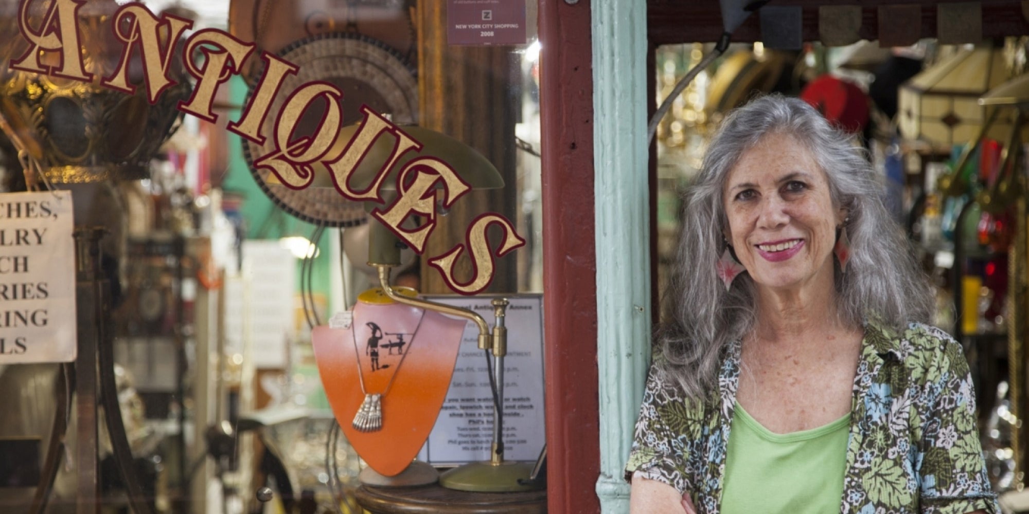 Antiques Seller