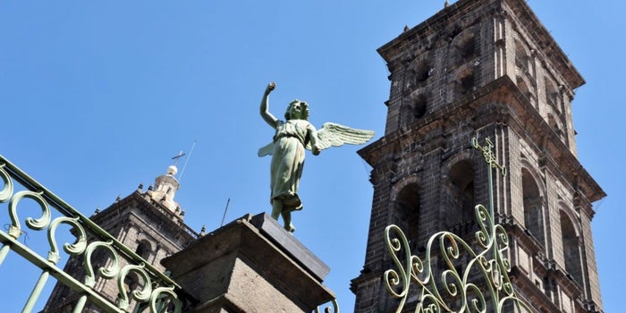 El turismo mexicano sigue de pie y operando