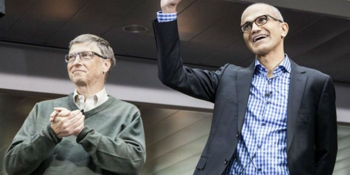 Los líderes deben "encontrar pétalos de rosa en un campo de mier$%@": CEO de Microsoft