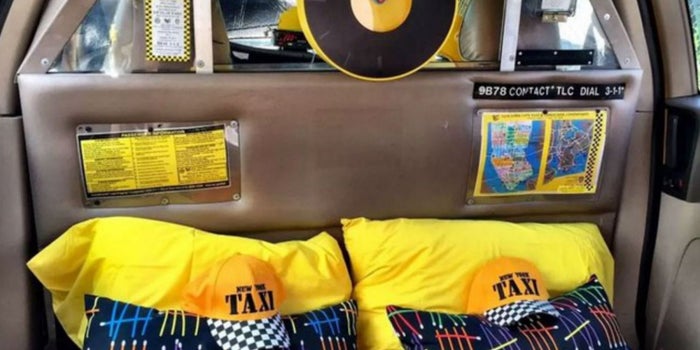 ¿Dormir en un taxi en NY? 11 ofertas rarísimas que encontrarás en Airbnb