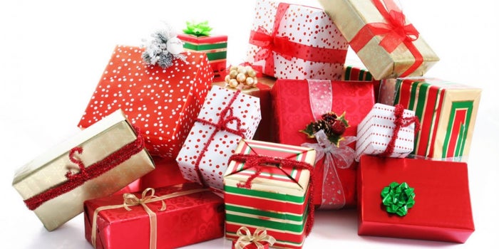 Abre un servicio de envoltura de regalos en diciembre