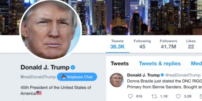 Empleado de Twitter desactiva la cuenta de Trump en su último día