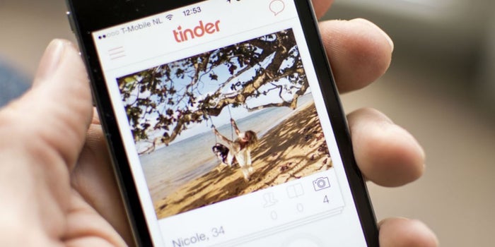 ¿Por qué Tinder está construyendo matrimonios más felices?
