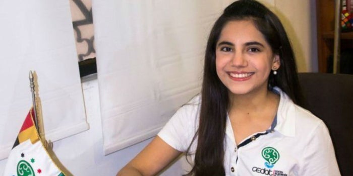 Ella es la genio mexicana que terminó la maestría a los 16 años