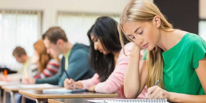 Imagina cómo será la educación en 2049 y gana 20,000 dólares