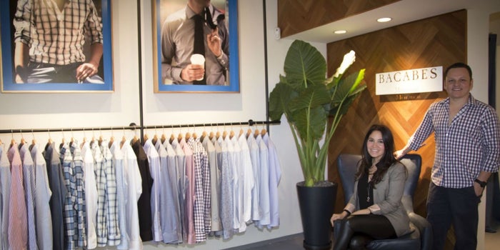 Esta startup promete encontrarte una camisa personalizada sin salir de casa